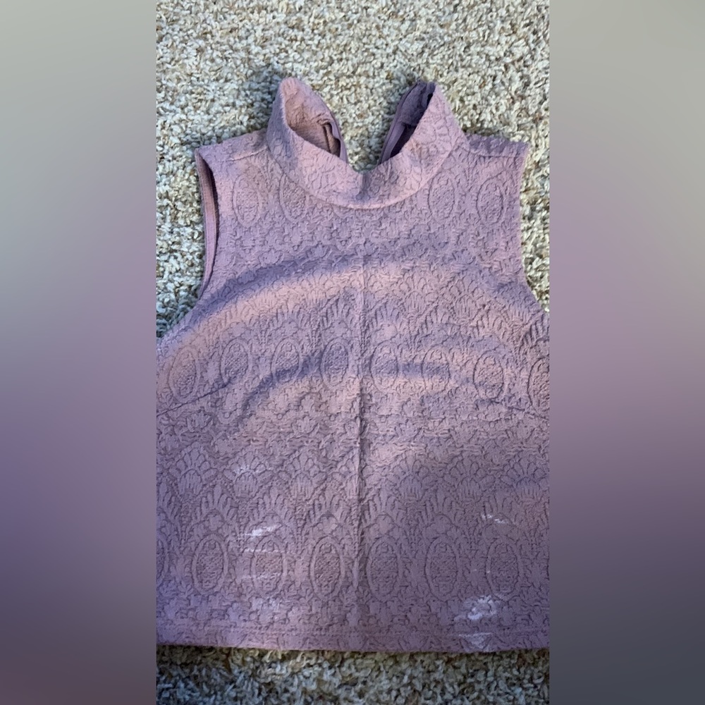 Forever 21 going out top! Super cute turtle neck sleeveless